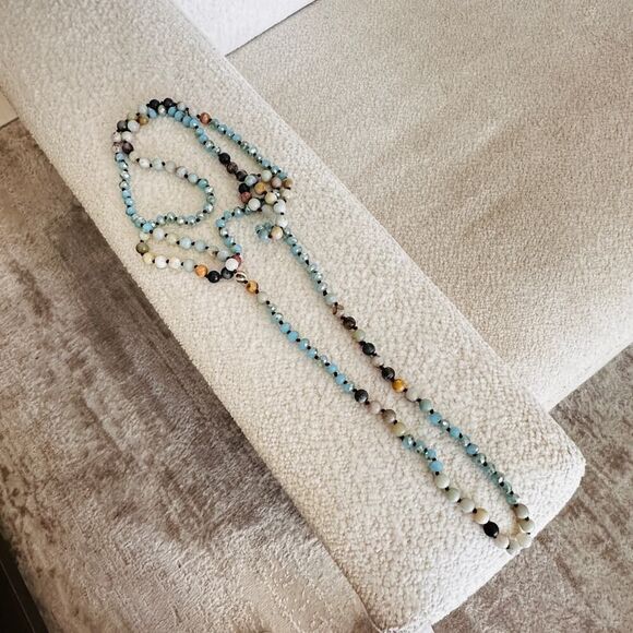 Hand-Knotted Faceted Amazonite Rondelle Bead Necklace - Picture 3 of 4